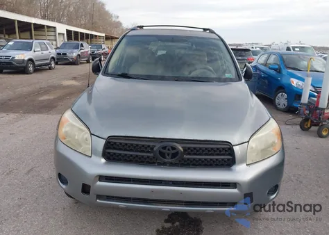 2008 Toyota Rav4 z USA, uszkodzony, nr VIN JTMBD33V086055367
